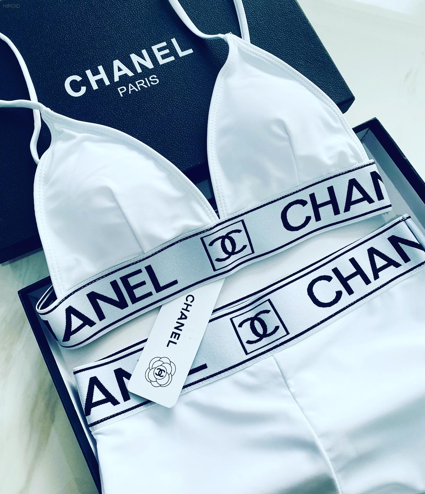 CH26 White and Black Two Colors Women Bikini Bra Bikini Set Swimsuit For Women Solid Beachwear