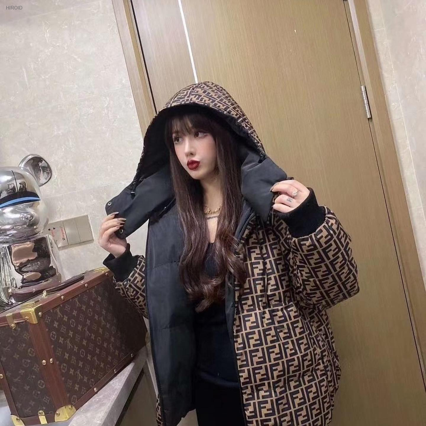 FD2201 FENDI Down coat