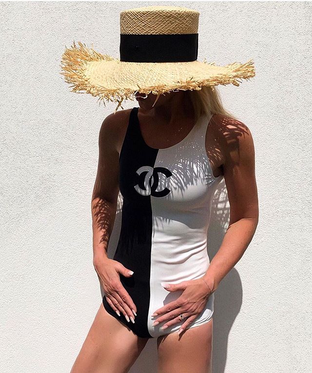 CH01 Black and White Women One Piece Swimwuit