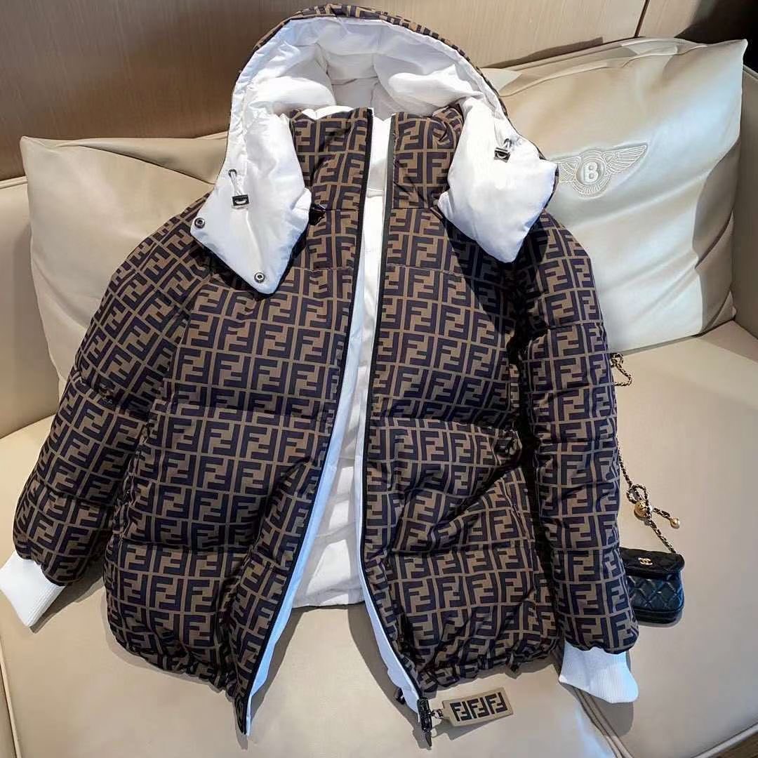 FD2201 FENDI Down coat