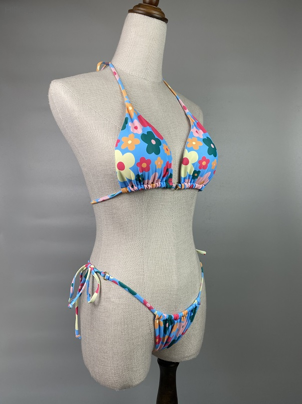 Sexy Flower Split Two Pieces Bikini Frenulum Swimsuit For Female