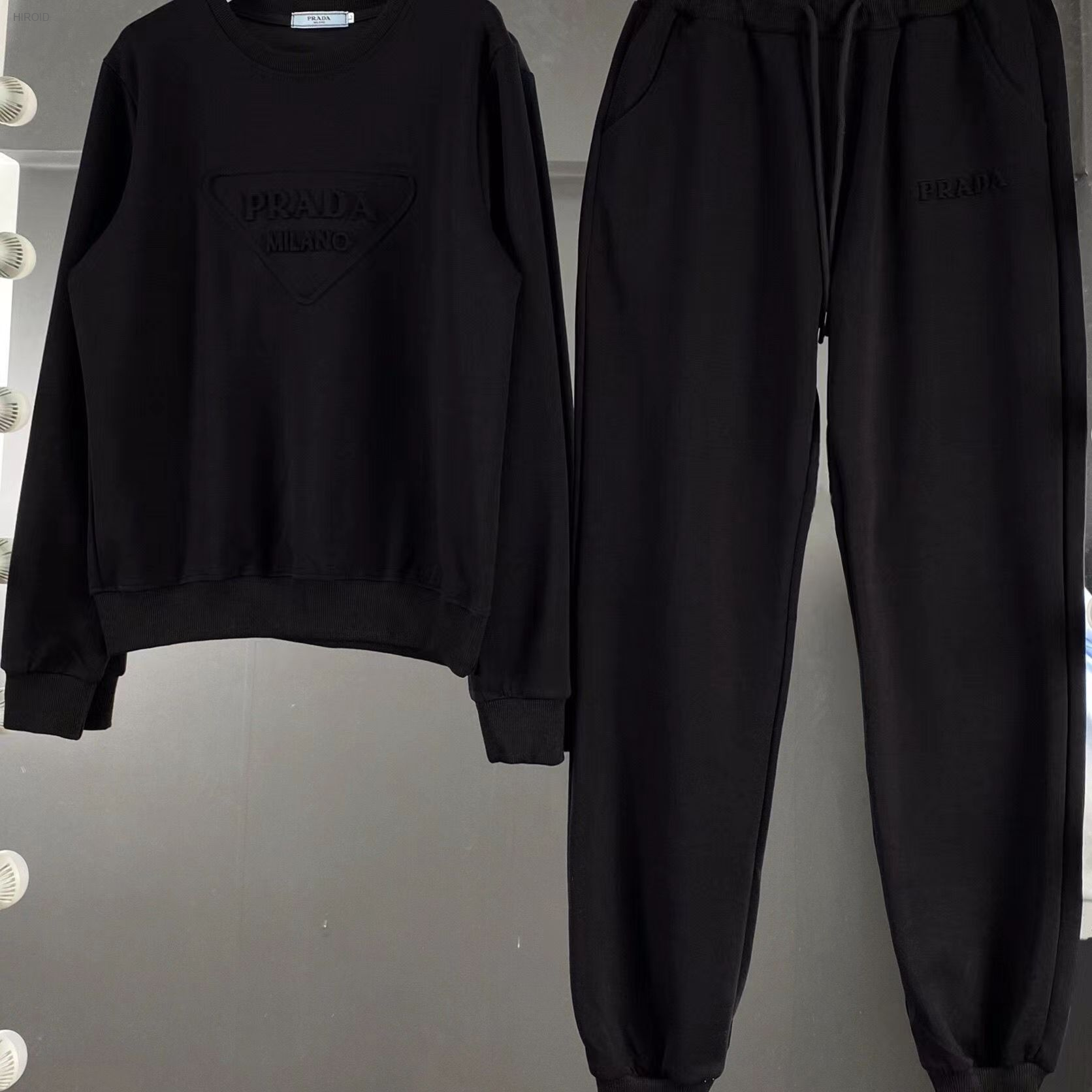 PRD2201 Prada Two Piece Sport Suit
